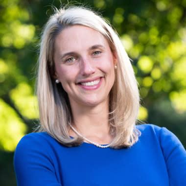 Caroline Simmons photo