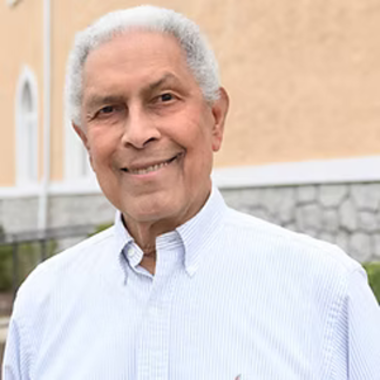 Virgil de la Cruz photo